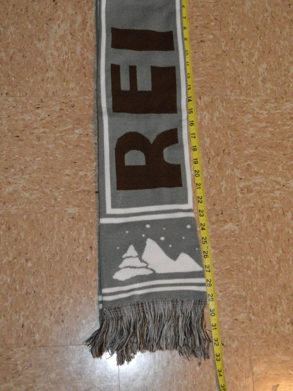 REI Unisex Scarf